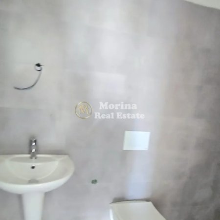 Tirane, jepet me qera apartament 3+1 Kati 7, 110 m² 600 € (Univers City)