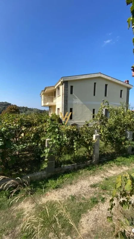 Tirane, shitet Vile 2 Katshe Kati 0, 1.198 m² 400.000 € (MARIKAJ)