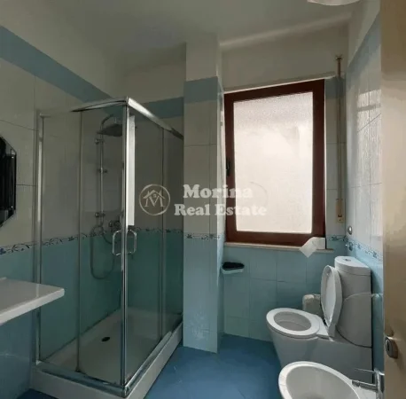 Tirane, jepet me qera Vile 3 Katshe , 2.541 m² 1.200 € (Kodra e Priftit)