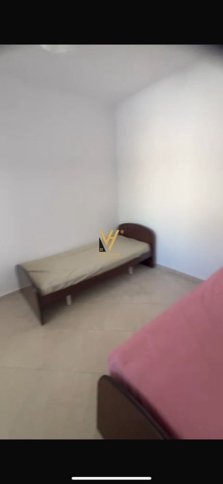 Tirane, jepet me qera Vile 1 Katshe Kati 0, 220 m² 160.000 € (ALLIAS)