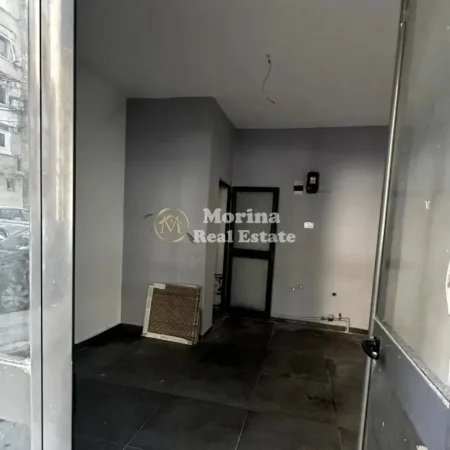 Tirane, shitet garsonier Kati 1, 50 m² 118.000 € (Rruga Hoxha Tahsim)