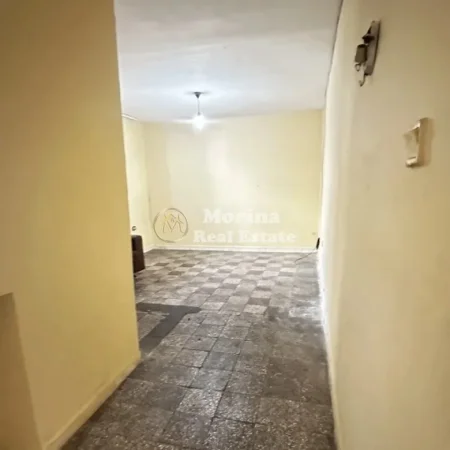 Tirane, shitet garsonier Kati 1, 50 m² 118.000 € (Rruga Hoxha Tahsim)