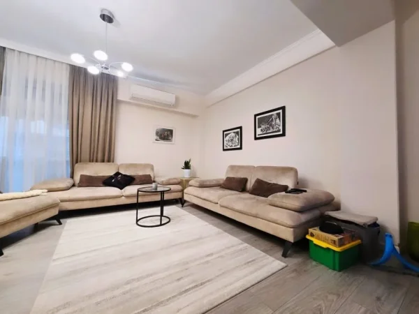 Tirane, shitet apartament 2+1 , 125 m² 289.000 € 
