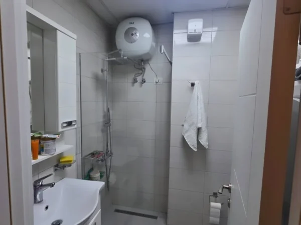 Tirane, shitet apartament 2+1 , 125 m² 289.000 € 