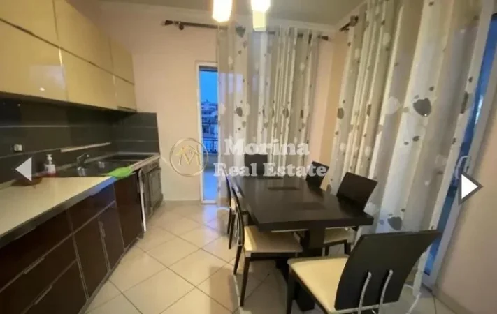 Tirane, jepet me qera shtepi 3+1 Kati 2, 152 m² 620 € (Kodra e Diellit)