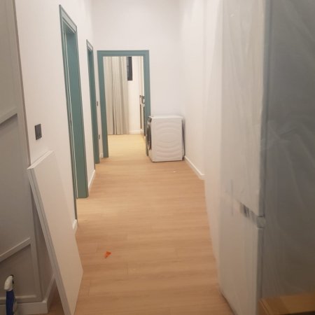 Tirane, jepet me qera apartament 2+1 Kati 0, 75 m² 900 € 