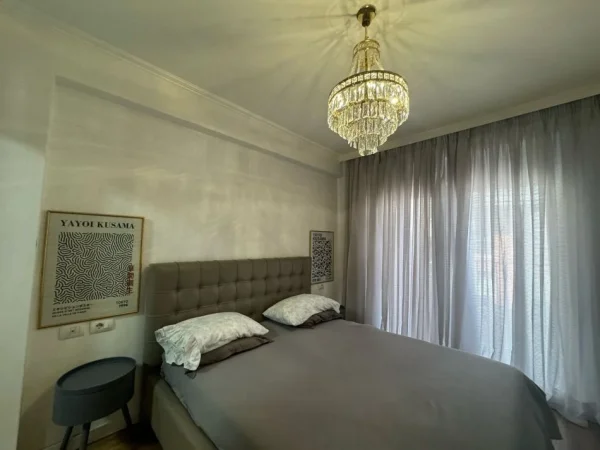 Tirane, shitet apartament 2+1 , 110 m² 250.000 € 