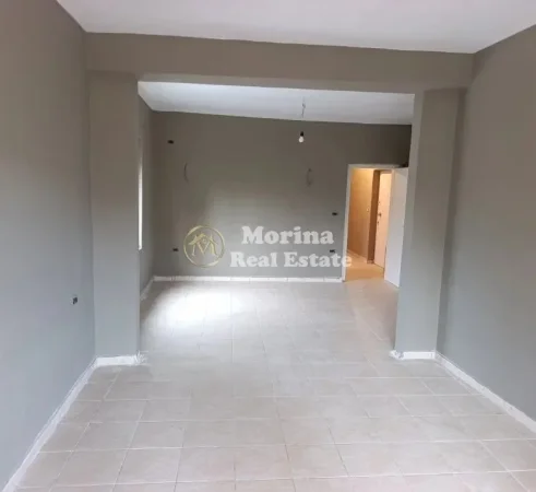 Tirane, jepet me qera apartament 2+1 Kati 4, 90 m² 800 € (Rruga e Kavajes)