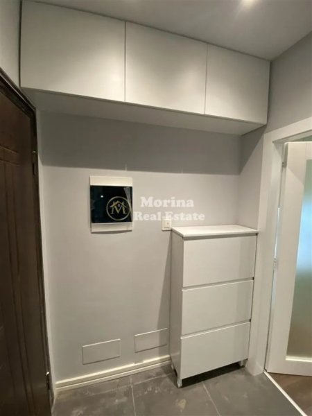 Tirane, jepet me qera apartament 2+1 Kati 5, 107 m² 800 € (Liqeni i Thate)