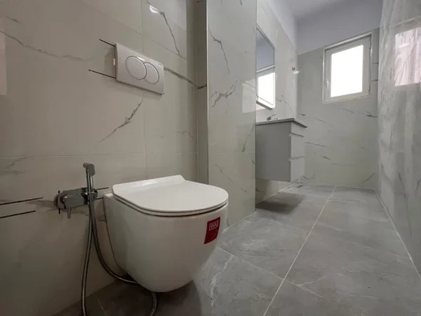 Durres, shitet apartament 1+1 Kati 1, 55 m² 90.000 € (Plazh,Durres)