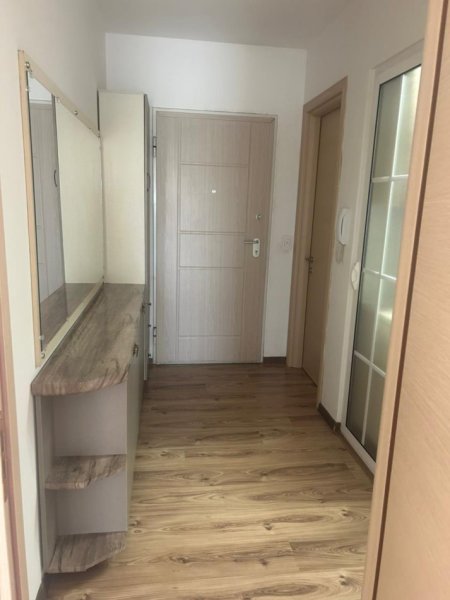 Tirane, jepet me qera apartament Kati 4, 60 m² 450 € 
