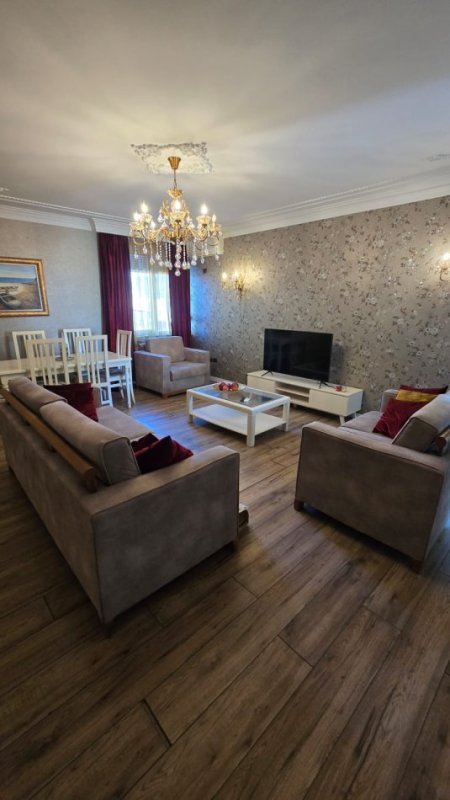 Tirane, shitet apartament 2+1 Kati 4, 122 m² 375.000 € 