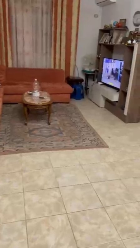 Tirane, jepet me qera apartament 2+1 Kati 3, 100 m² 600 € (Rruga elbasanit)