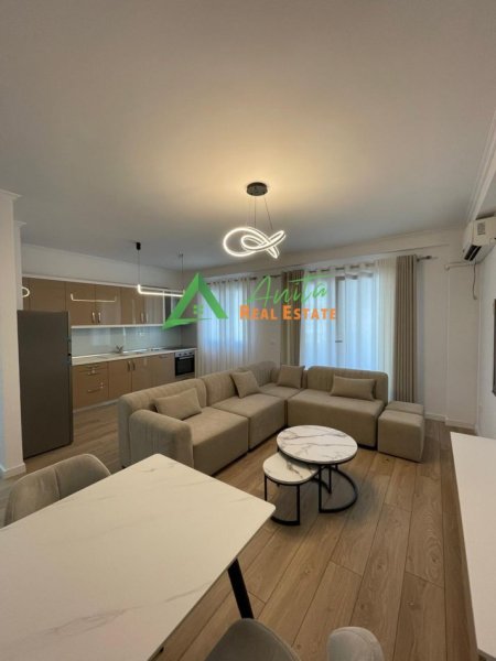 Tirane, jepet me qera apartament 2+1 Kati 2, 85 m², Kodra e Diellit, 800 €