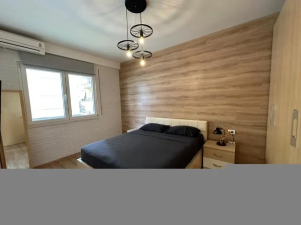 Tirane, jepet me qera apartament 1+1 Kati 1, 50 m² 550 € (Kodra E Diellit)