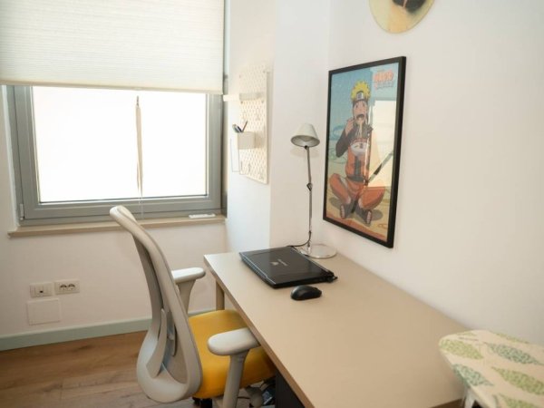 Tirane, jepet me qera apartament 3+1 Kati 4, 134 m² 1.800 € (Stadiumi Dinamo)
