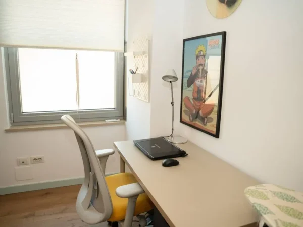 Tirane, jepet me qera apartament 3+1 Kati 4, 134 m² 1.800 € (Stadiumi Dinamo)