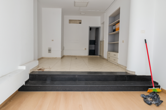 Tirane, jepet me qera dyqan Kati 0, 34 m² 1.200 € (Myslym shyri)