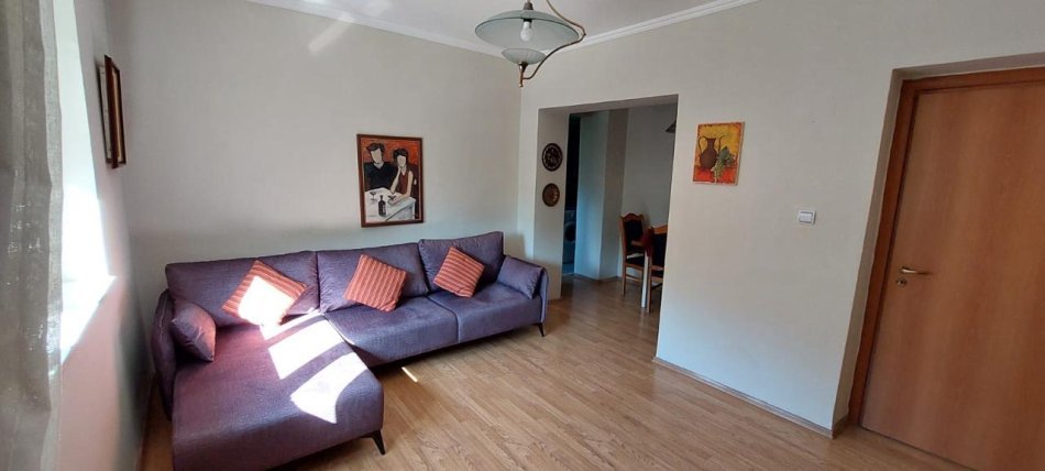 Tirane, ndarje qeraje me vajze apartament 2+1+Ballkon Kati 3, 100 m² 550 € (Rruga Sander Prosi Inxhinieria Ndertimit)