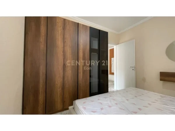 Shkembi Kavajes, shitet apartament 1+1 Kati 1, 52 m² 65.000 € (Shkembi i Kavajes)