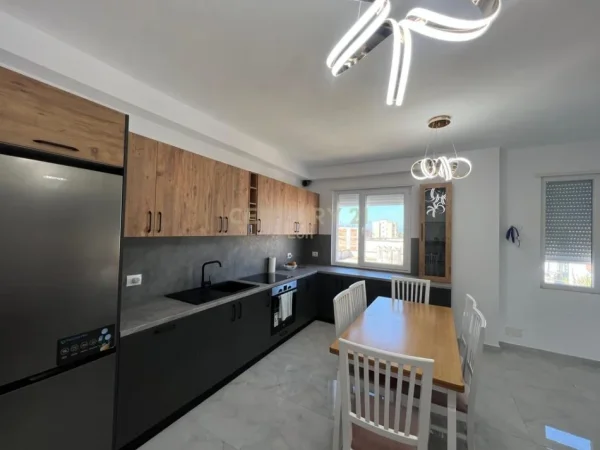 Durres, shitet apartament 1+1 Kati 5, 66 m² 120.000 € (Golem)