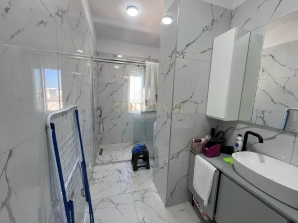 Durres, shitet apartament 1+1 Kati 5, 66 m² 120.000 € (Golem)