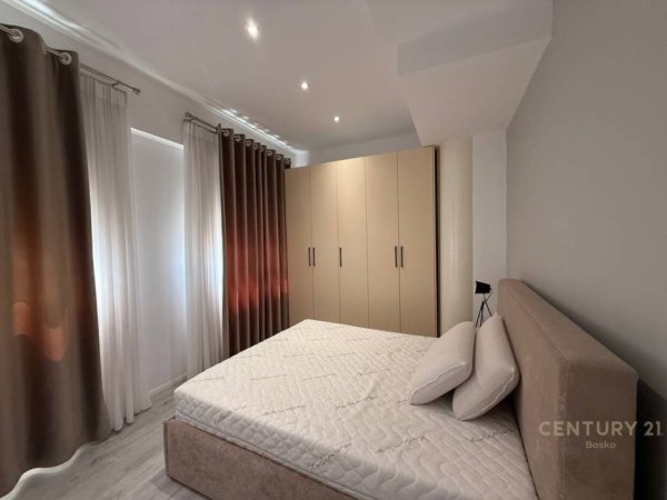 Tirane, jepet me qera apartament 1+1 Kati 2, 64 m² 450 € (Spitali Ushtarak)