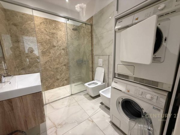 Tirane, jepet me qera apartament 1+1 Kati 2, 64 m² 450 € (Spitali Ushtarak)
