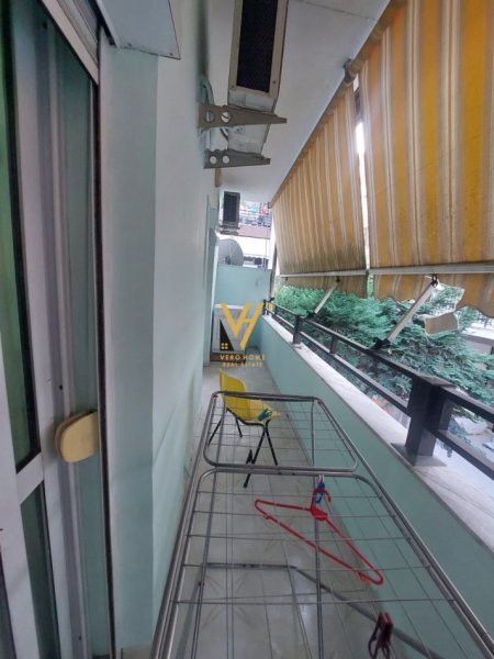 Tirane, jepet me qera apartament 3+1+Ballkon Kati 2, 110 m² 600 € (RRUGA BARDHYL)