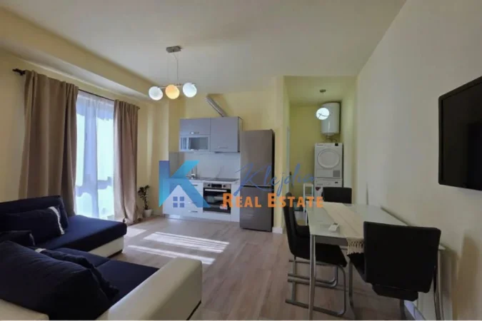 Tirane, jap me qera apartament Kati 2, 46 m² 680 € (Myslym Shyr, te rezidenca Gardenia)
