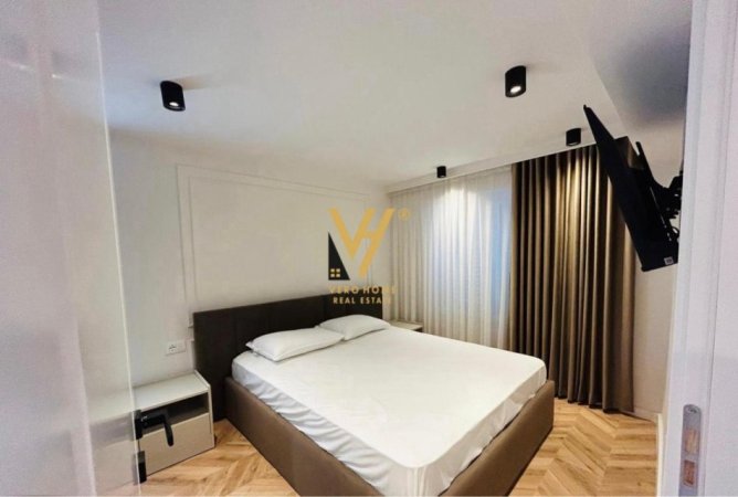 Tirane, jepet me qera apartament 2+1+Ballkon Kati 0, 107 m² 700 € (TREGU ELEKTRIK)