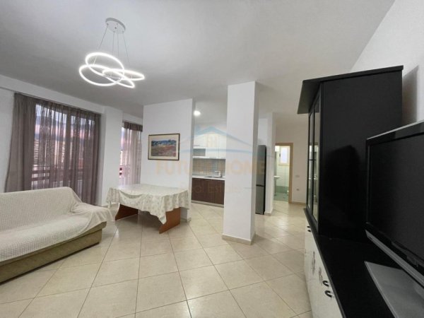 Tirane, jepet me qera apartament 2+1+Ballkon Kati 6, 115 m² 600 € (Kongresi i Manastirit)