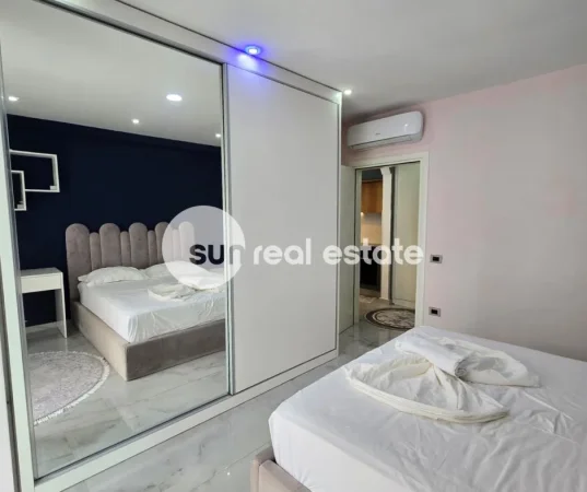 Shkoder, jepet me qera apartament 2+1+Ballkon Kati 1, 102 m² 750 € (SHKODER)
