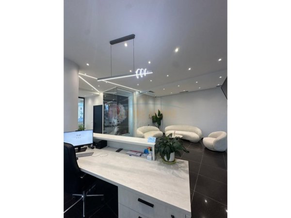 Tirane, shitet Kati 2, 90 m² 50.000 € 