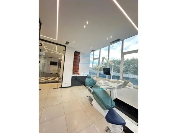 Tirane, shitet Kati 2, 90 m² 50.000 € 