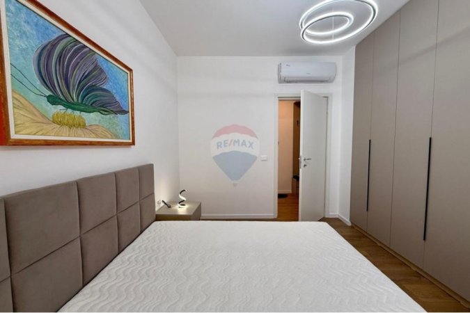 Tirane, jepet me qera apartament 1+1 , 78 m² 580 € (Rruga Jordan Misja)