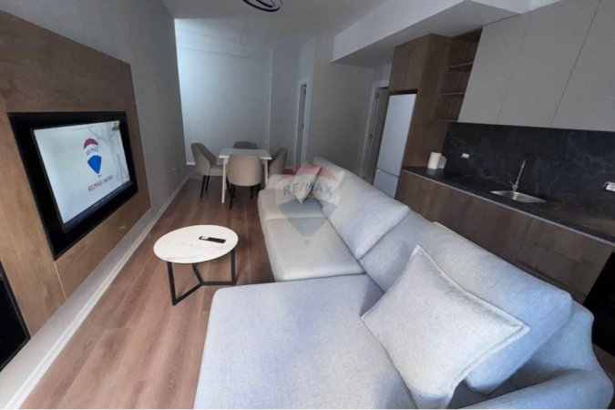 Tirane, jepet me qera apartament 1+1 Kati 2, 65 m² 650 € (Kodra e Diellit)