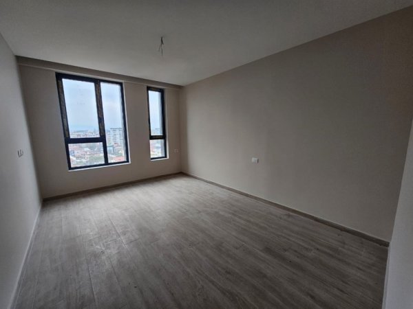 Tirane, shitet apartament 3+1 Kati 8, 135 m² 262.000 € 