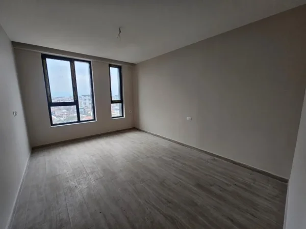 Tirane, shitet apartament 3+1 Kati 8, 135 m² 262.000 € 