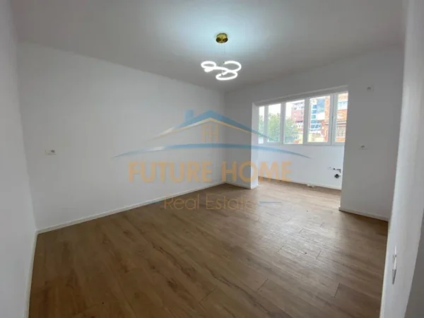 Tirane, shitet apartament 2+1 Kati 4, 63 m² 169.000 € (21 Dhjetori, prane Poliklinikes nr 9.)