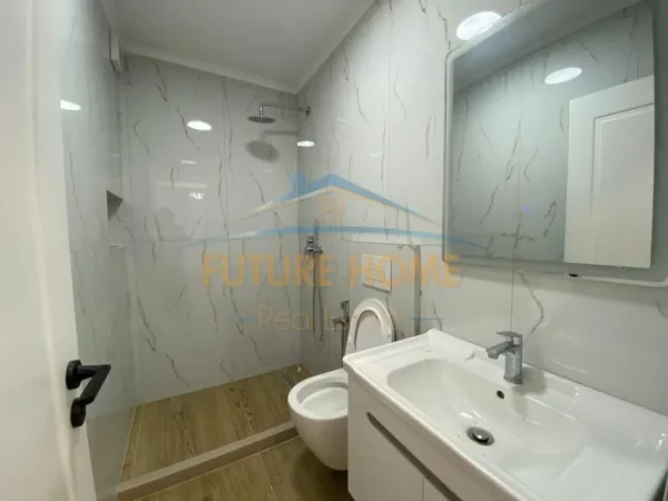 Tirane, shitet apartament 2+1 Kati 4, 63 m² 169.000 € (21 Dhjetori, prane Poliklinikes nr 9.)