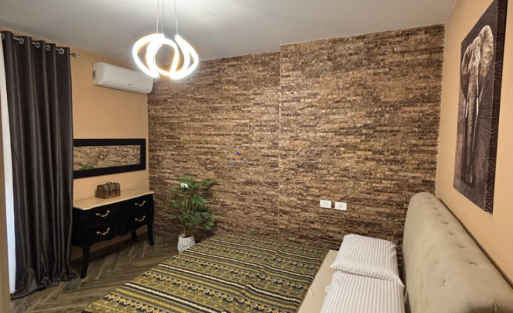 Tirane, jepet me qera apartament 2+1+Ballkon Kati 4, 80 m² 700 € (21 dhjetori)