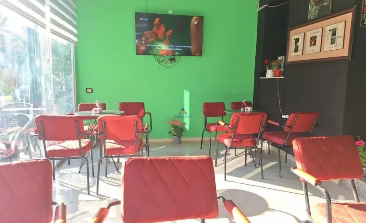 Tirane, shitet ambjent biznesi Kati 1, 60 m² 60.000 € (ali demi)
