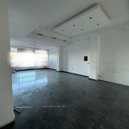 Tirane, jepet me qera ambjent biznesi Kati 2, 80 m² 550 € (Astir)