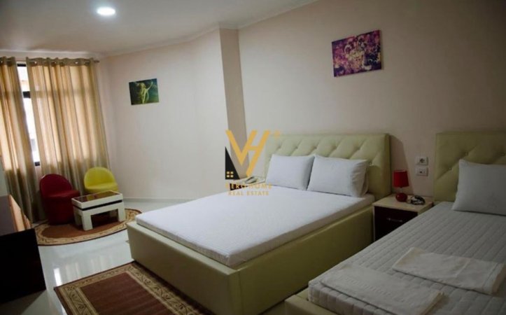 Tirane, jepet me qera hotel Kati 0, 700 m² 6.000 € (UNAZA E RE)