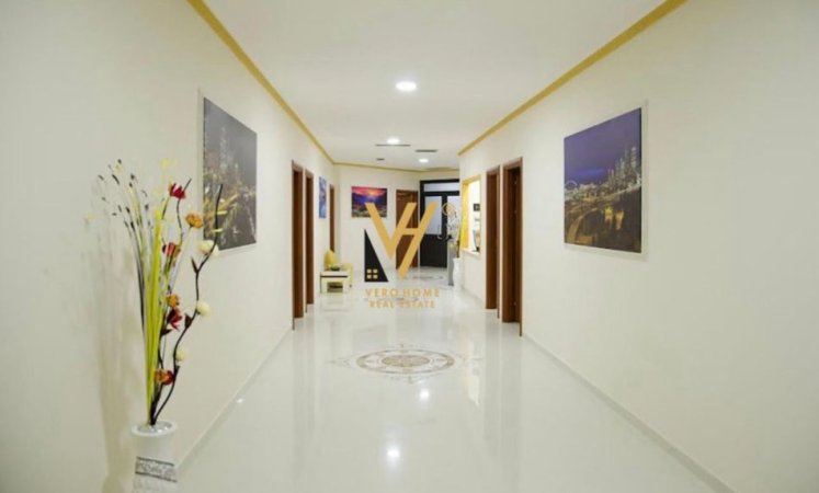 Tirane, jepet me qera hotel Kati 0, 700 m² 6.000 € (UNAZA E RE)