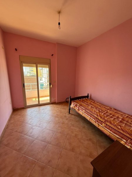 Durres, shitet apartament 2+1 Kati 5, 108 m² 133.000 € (Drejtoria e Policise)