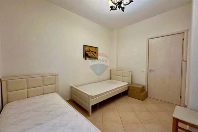 Tirane, jepet me qera apartament 3+1+Aneks+Ballkon Kati 2, 116 m² 750 € (Liqeni i Thate)