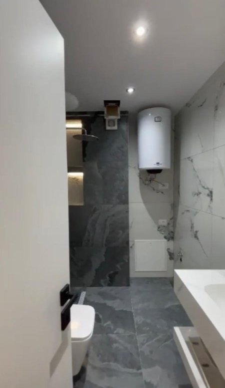 Tirane, shitet apartament 1+1+Ballkon Kati 6, 43 m² 98.000 € 