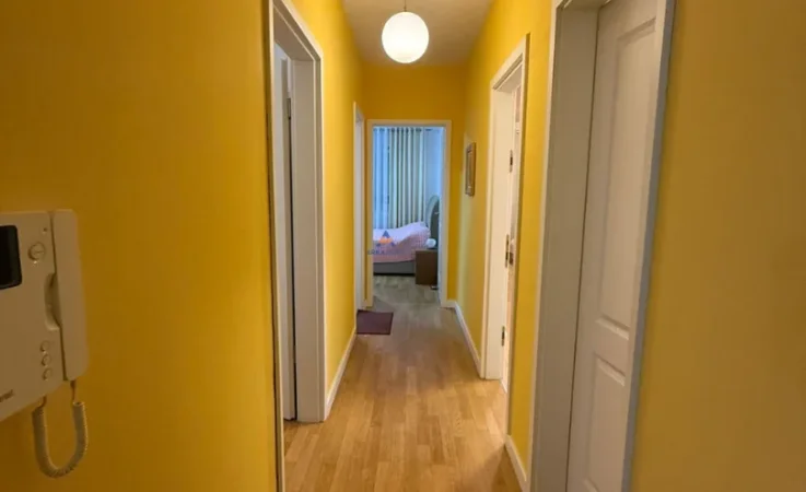 Tirane, shitet apartament 3+1+Ballkon Kati 2, 240 m² 650.000 € (Sauk, TEG)
